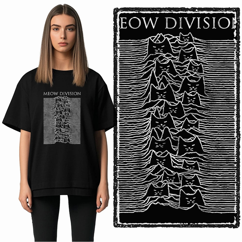 COOLMIND Cat Graphic T-Shirt | Women's Relaxed Black Tee