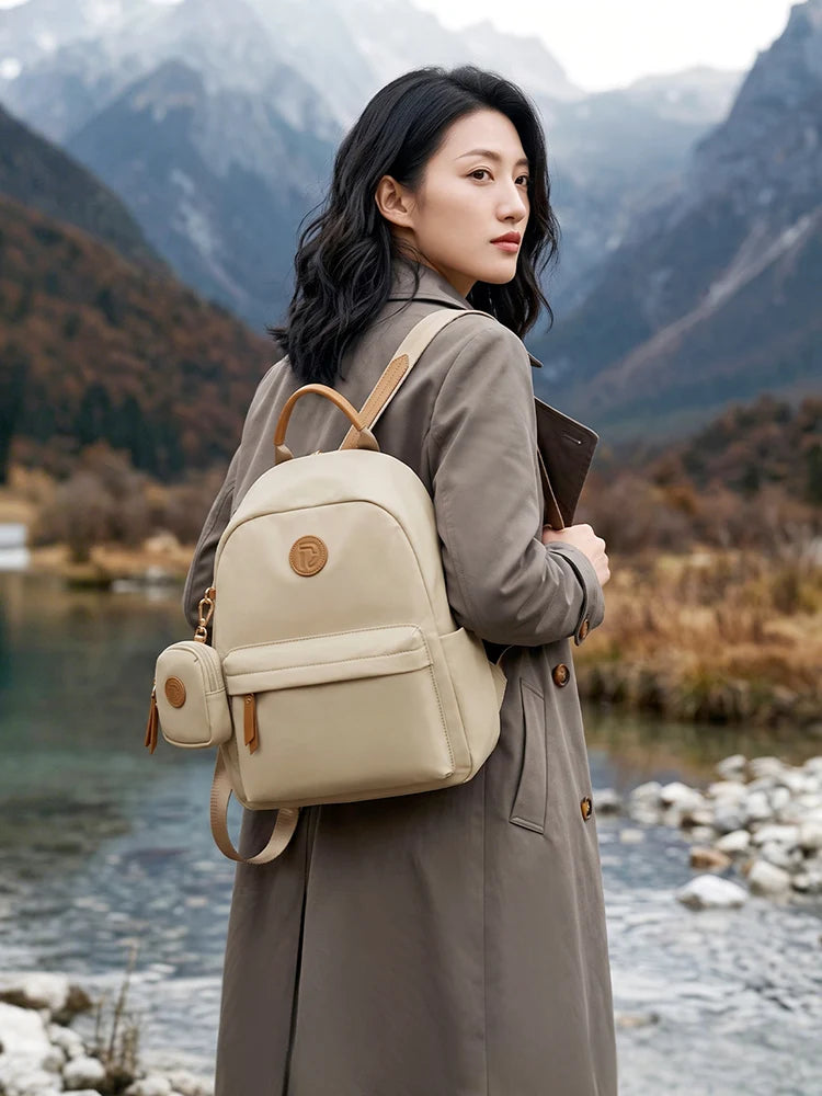 ZOOLER Woman's Backpack