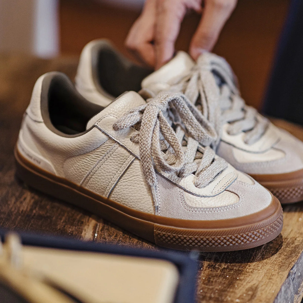 Gravel Retro Men's Low-Top Sneakers