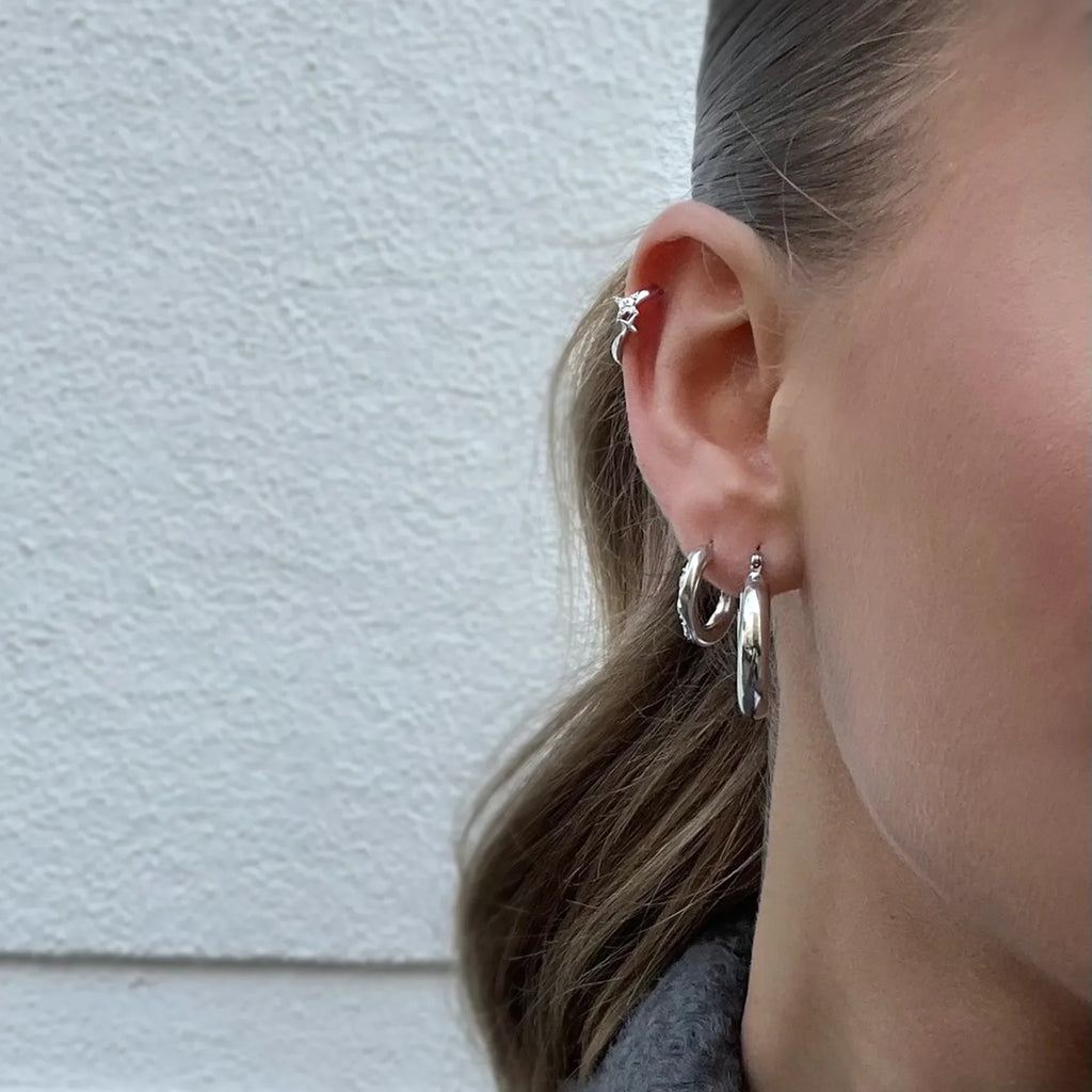 STAR HUGGIE HOOPS 1,1CM-1