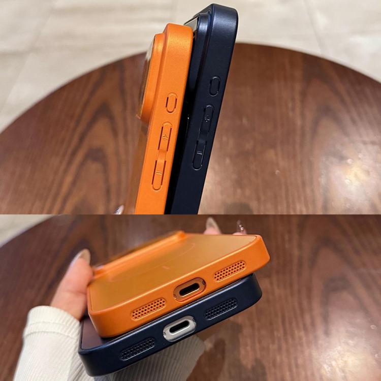 Change to 17 Big Lens Window Frosted MagSafe Phone Case