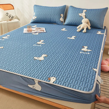 Cooling summer mattress pad and pillowcase set by ShopHub NZ, designed for comfortable, breathable sleep.