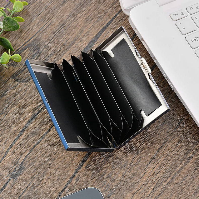 Premium RFID-blocking Credit Card Holder