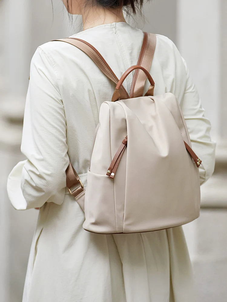 ZOOLER Woman's Backpack