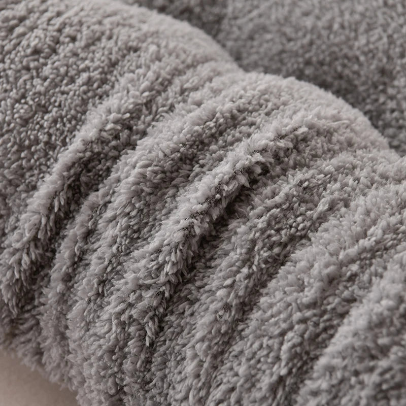 Soft Warm Autumn Winter Mattress Topper for Cozy Comfort and Relaxation