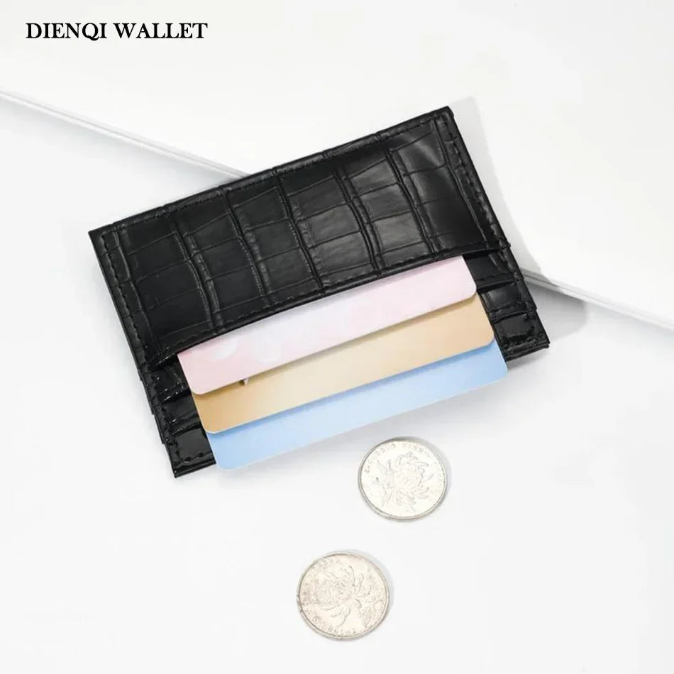 Women's Crocodile Pattern Credit Card Holder Slim Thin Red Minimalist Ladies Wallets with Coin Pocket Bank Cardholder for Women