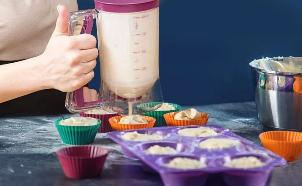 Foldable Batter Dispenser for Pancakes, Cupcakes, and Waffles - Non-Drip Tool with 6 Nozzles