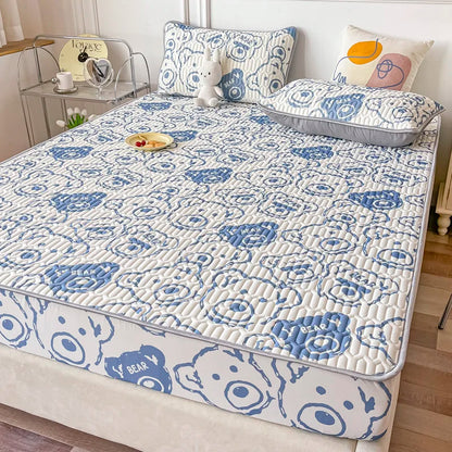 Cooling summer mattress pad and pillowcase set by ShopHub NZ, designed to enhance sleep comfort with breathable, cooling fabric.