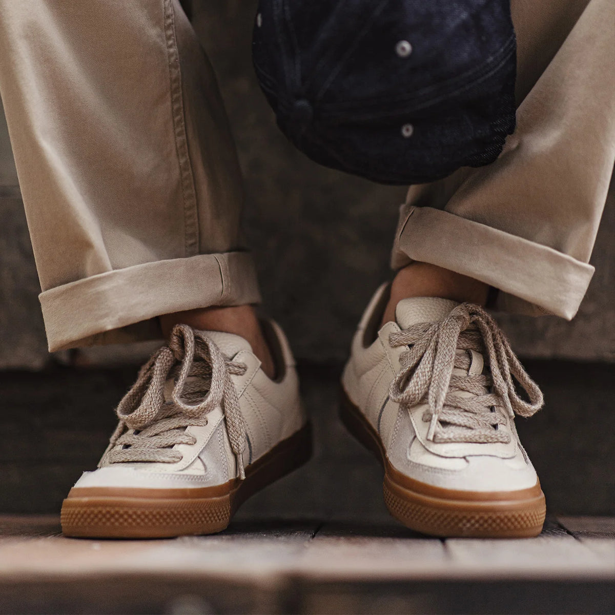 Gravel Retro Men's Low-Top Sneakers