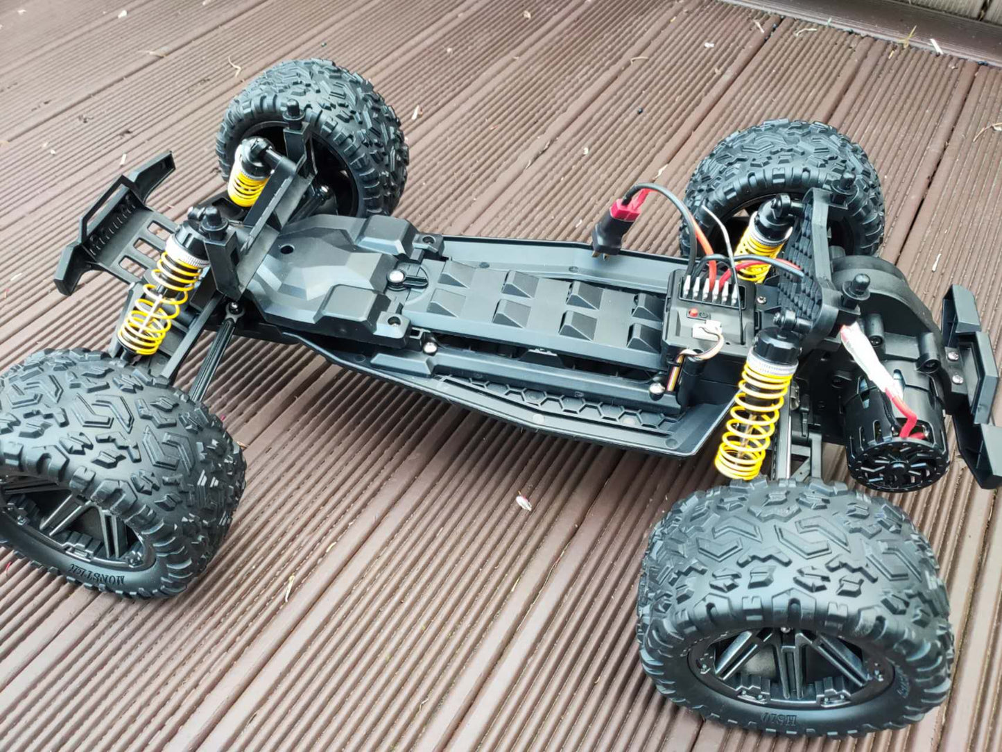X-Large 45kmh 2 Batteries 1:8 Off-Road Electric High Speed RC Truggy Models dealonline.co.nz