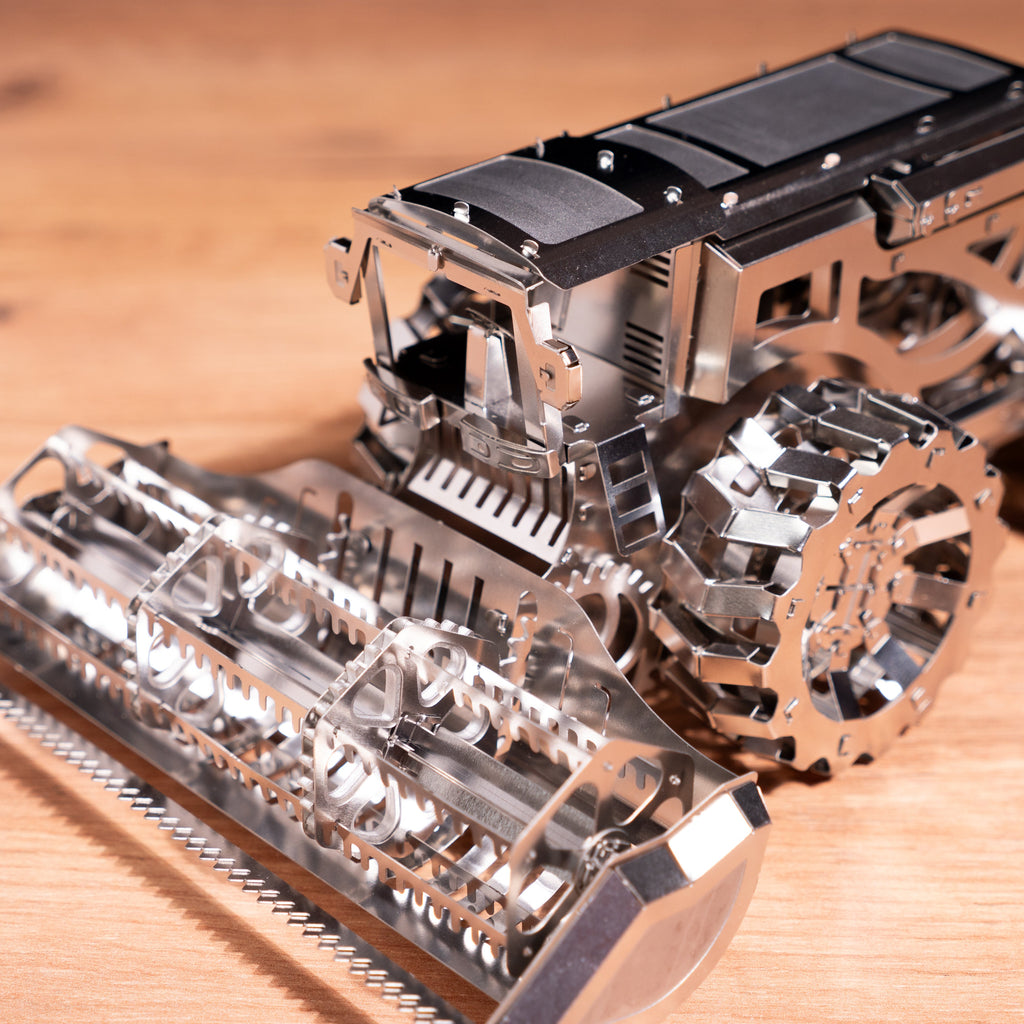 VORACIOUS HARVESTER COMBINE-1