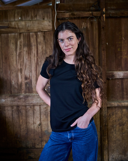 Women's Crew T-Shirt - 100% Merino Wool, Black Merino 365 NZ