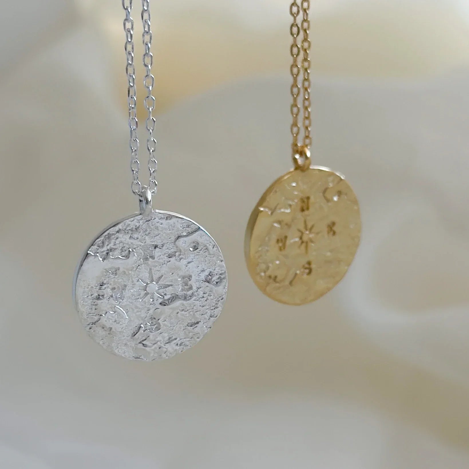 ATLAS NECKLACE-2