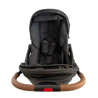 Baby Way NZ The Glide compact travel stroller and capsule car seat combo with pull handle, suitable for convenient travel.