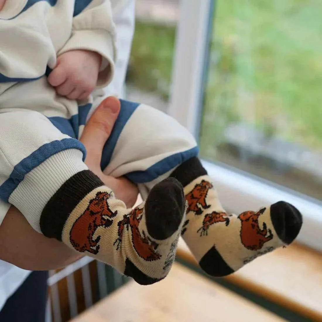 Barekind NZ bamboo socks for kids featuring colorful Save the Capybara design, suitable for ages 0-12 months.