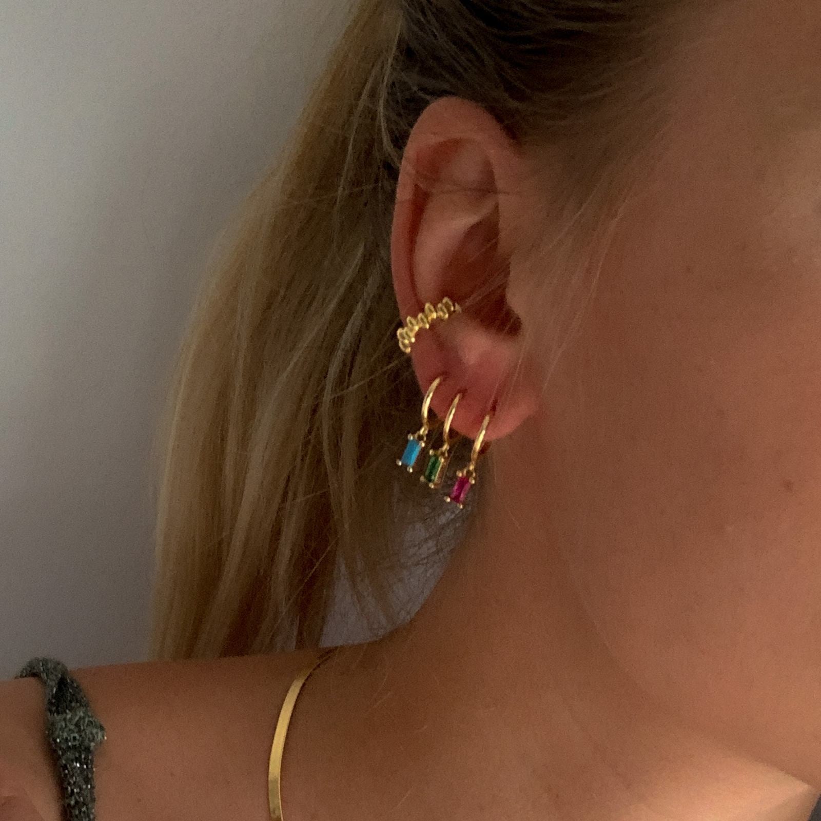 BURCU HOOPS 1,1CM - MULTIPLE COLORS-2