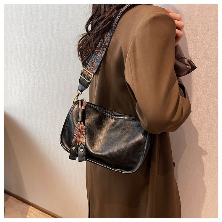 Bohemian Shoulder Strap Dumpling Bag
