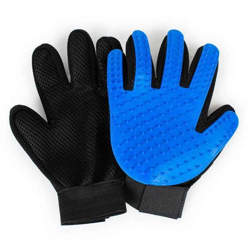 Left hand grooming glove by Cool Kitty Cat Litter for pet grooming and shedding removal, part of pet grooming supplies.