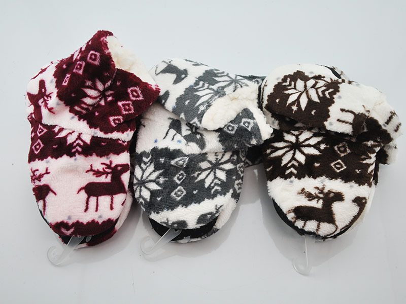 (3 Pairs) Kids Plush Warm Foot lets / Floor Socks size 20 ~ 23 dealonline.co.nz