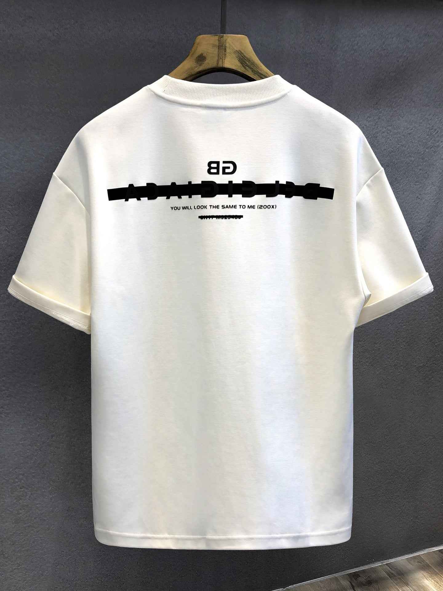 American half-sleeve T-shirt for men