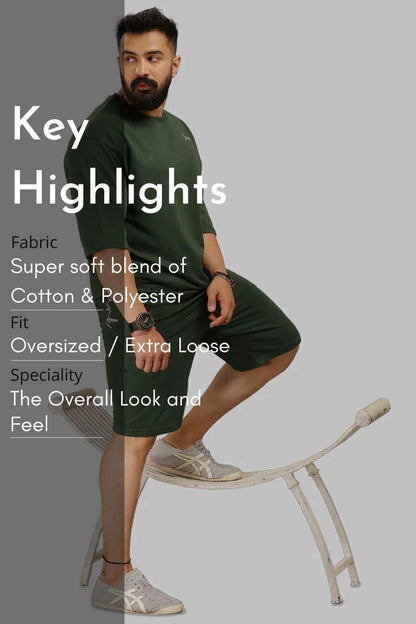 Fuaark Nz oversized green jogger shorts for men, featuring a relaxed fit and comfortable casual style.
