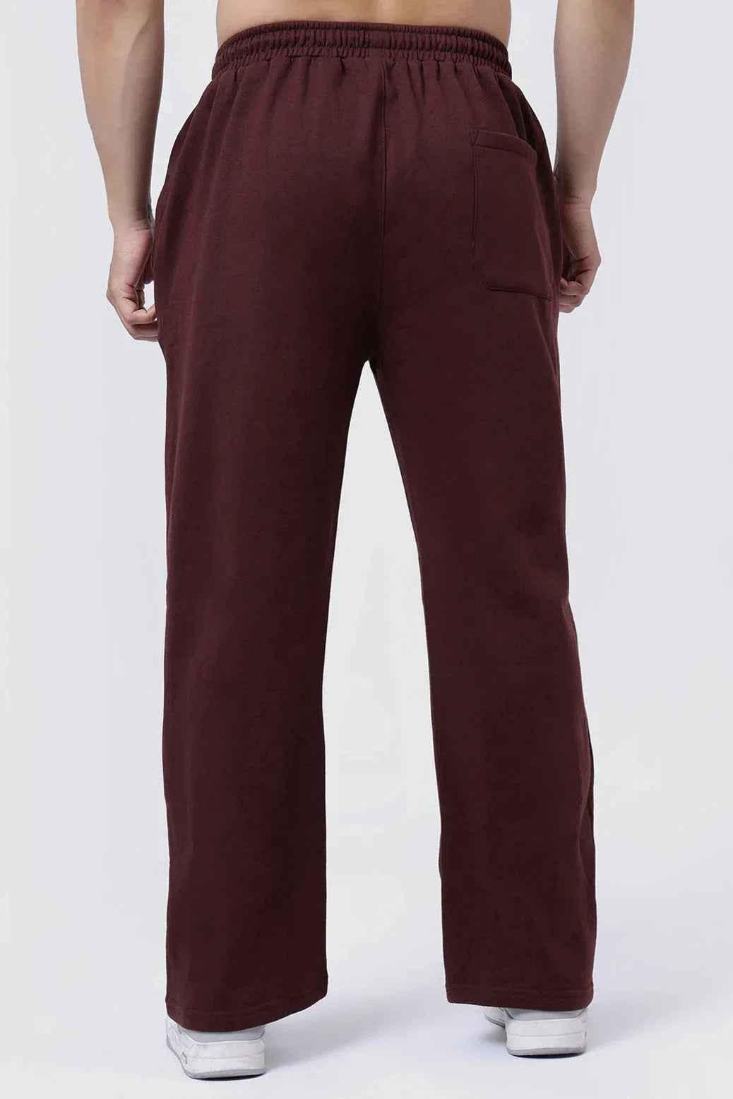 Fuaark Nz laidback relaxed brown joggers for men, featuring a comfortable fit and casual style, shown on a model.