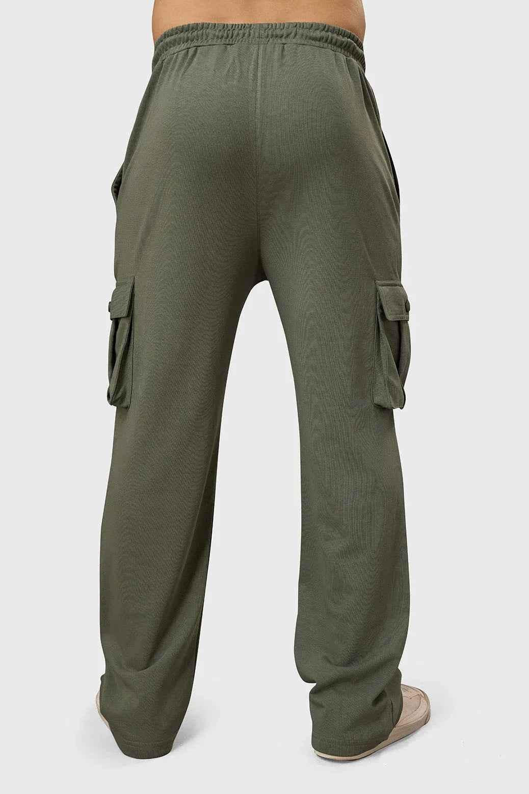 Fuaark Nz Pinnacle Pocket Pants in olive color, casual joggers with functional pockets, lightweight and comfortable for everyday wear.