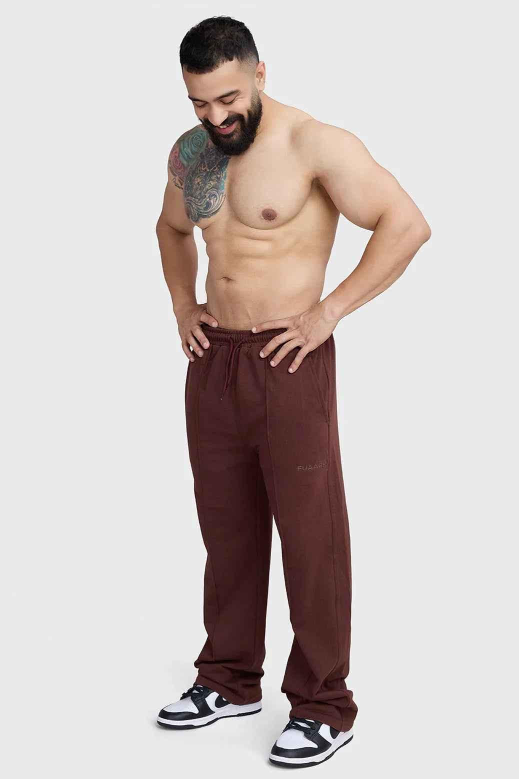 Fuaark Nz Pinnacle Straight Pants in brown, casual jogger style with a relaxed fit, made from soft, comfortable fabric.