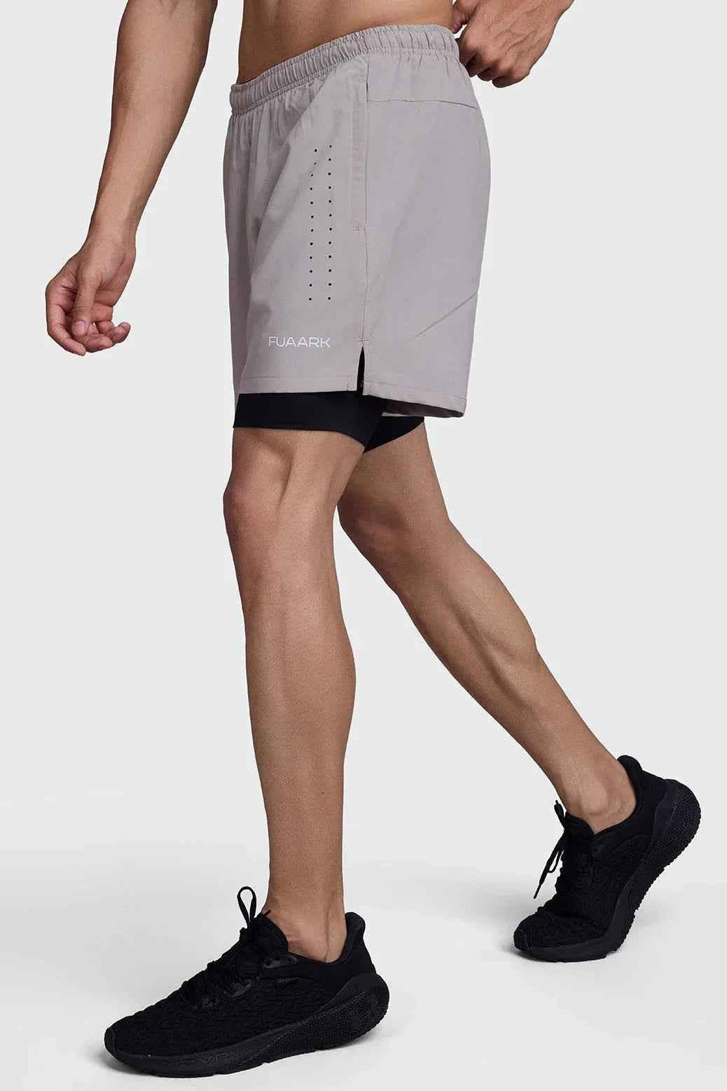 Fuaark Nz 2-in-1 laser shorts in beige with black accents, casual men's shorts with stylish layered design.