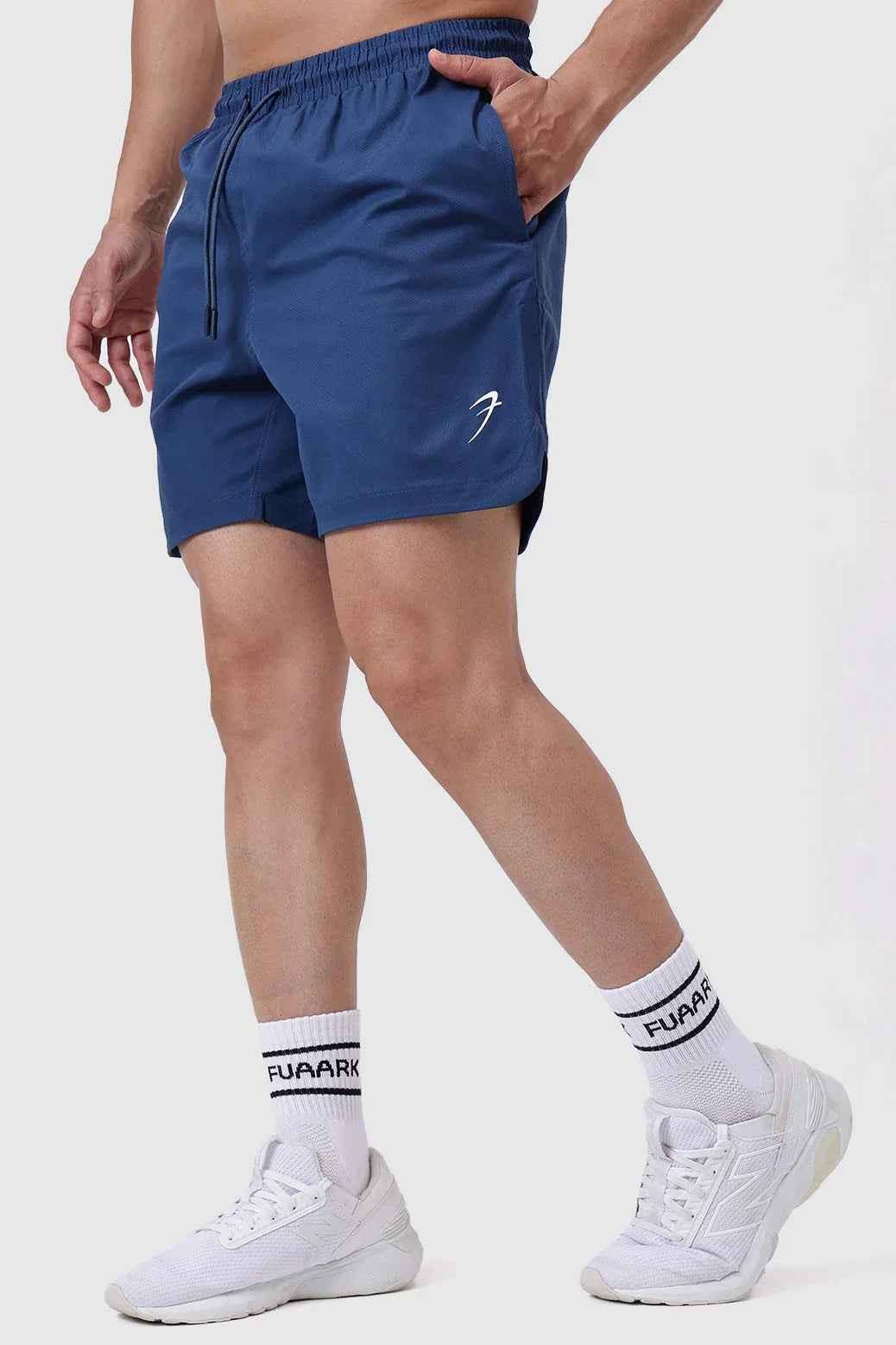 Fuaark Nz Edge Shorts in teal, casual men's shorts with a relaxed fit and adjustable waistband, featuring a stylish design.