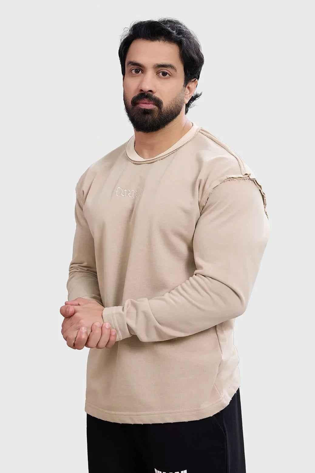 Beige Fuaark NZ raw sweatshirt, casual style and comfortable fit, ideal for everyday wear and performance.