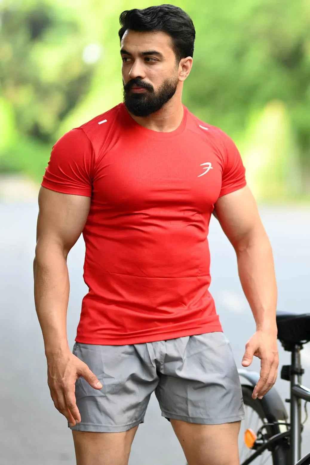 Fuaark NZ men's Aero T-shirt in bold red, casual fit, short sleeves, ideal for everyday wear and various occasions.
