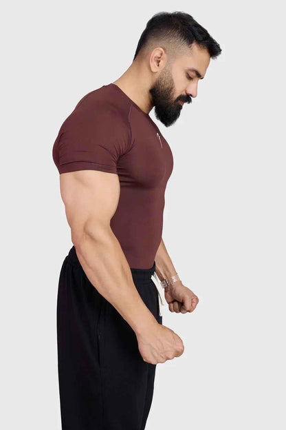 Fuaark Nz brown compression T-shirt for men, fitted athletic shirt with short sleeves and crew neckline, casual sportswear