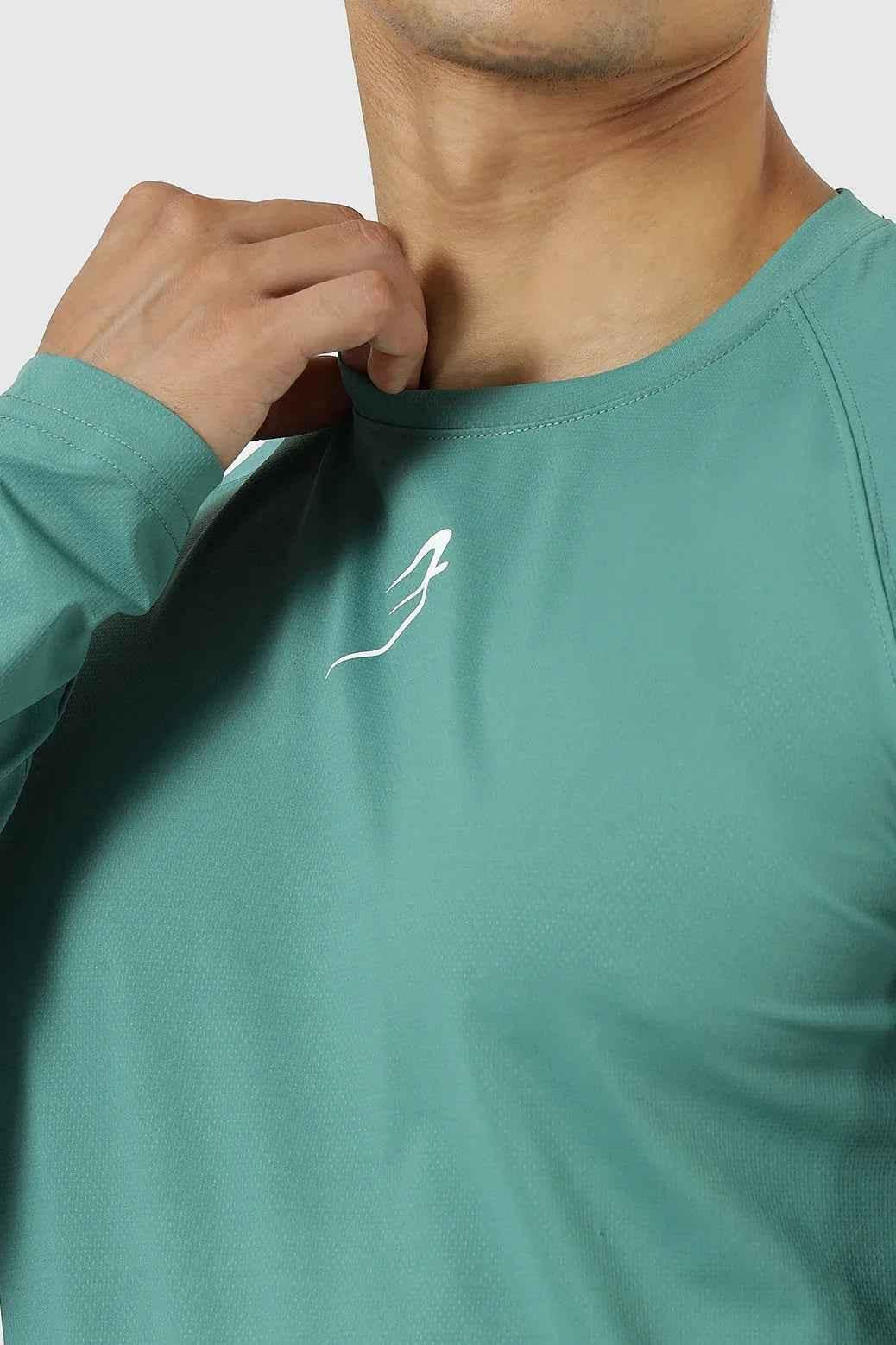 Fuaark Nz Core Fullsleeves T-shirt in Pine color, casual long-sleeve cotton T-shirt with a comfortable fit and minimal design.
