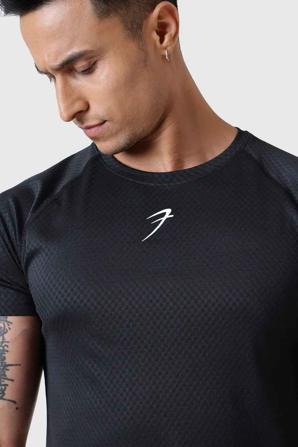 Fuaark Nz black T-shirt made from grain fabric, showcasing its comfortable fit and stylish design for everyday wear.