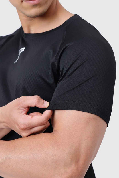 Fuaark Nz black T-shirt for men, soft and comfortable casual T-shirt with a simple, stylish design.