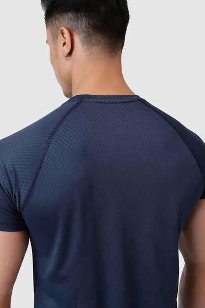 Fuaark Nz Grain Navy T-shirt for men, showcasing a comfortable fit and versatile style in a classic navy color.