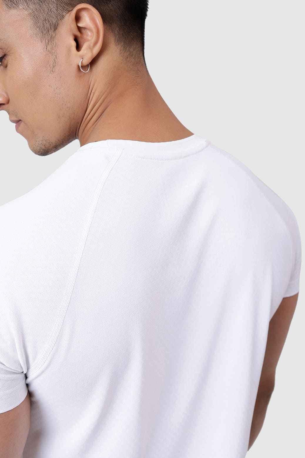 Fuaark Nz white unisex T-shirt, stylish and comfortable, casual tee with a simple design, perfect for everyday wear.