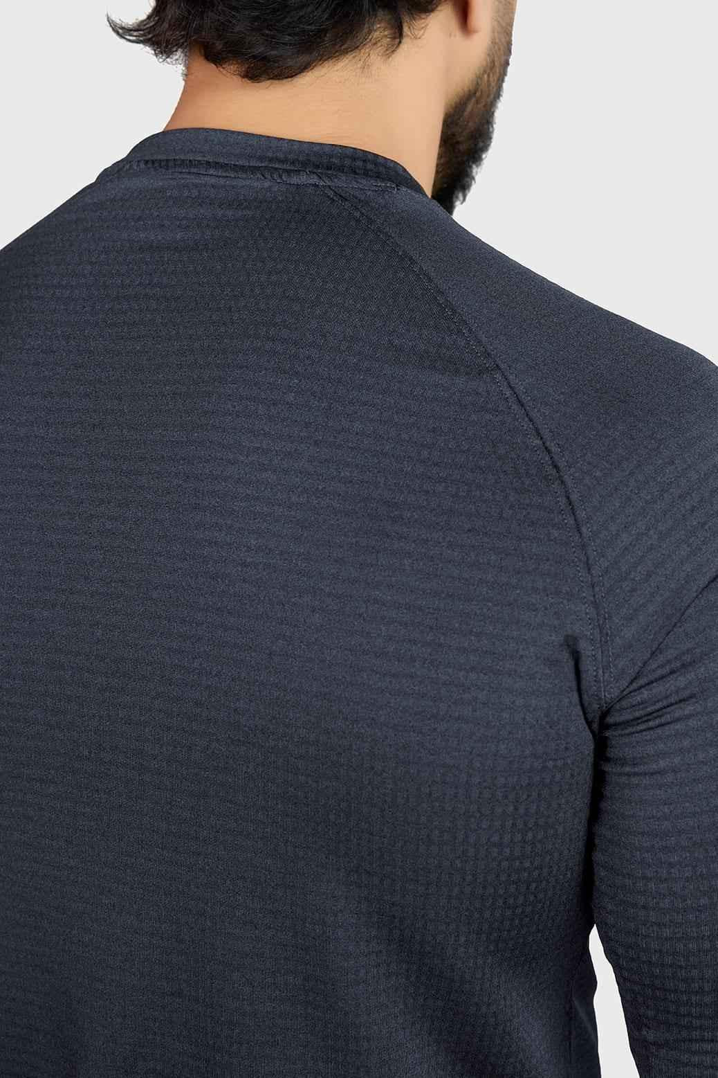 Fuaark Nz midnight dark grey long sleeve T-shirt made of ultra-soft cotton with a tailored fit, shown on a plain background.