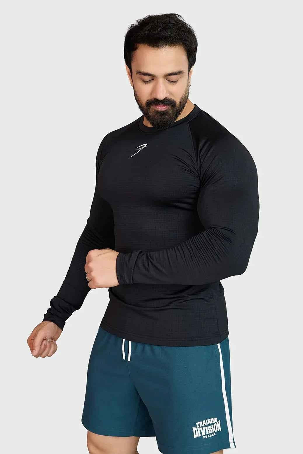 Fuaark Nz men's black full-sleeve T-shirt with a comfortable fit, featuring a simple design and soft fabric.