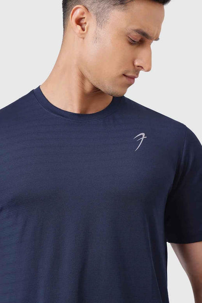 Navy Ember Fuaark Nz running T-shirt for men, made of breathable fabric, designed for comfort and performance during runs.