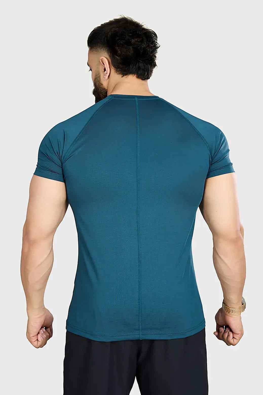 Fuaark Nz Orion Blue Dash T-shirt, casual men's T-shirt with blue dash pattern, perfect for active lifestyles and everyday wear.
