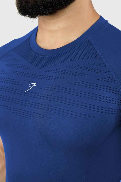 Blue Power Seamless T-shirt by Fuaark Nz with logo, showcasing a comfortable fit and sleek design.