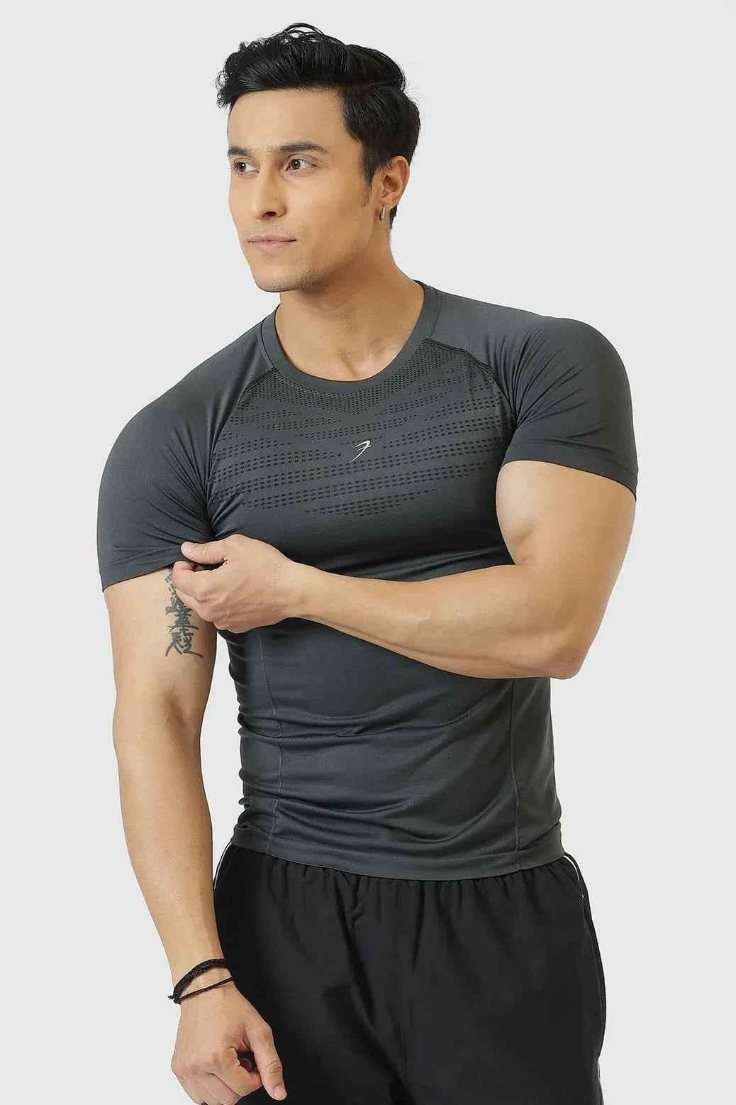 Grey Fuaark Nz Power Seamless T-shirt with logo, close-up of fabric and branding details.