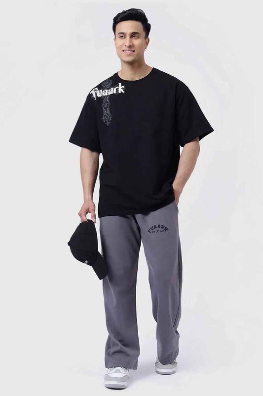 Fuaark Nz oversized black Eagle T-shirt for men, soft cotton, relaxed fit, ideal for casual wear and stylish comfort.