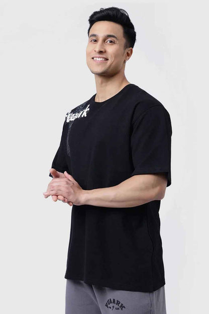 Fuaark Nz oversized black T-shirt with eagle graphic, comfortable fit, casual style, perfect for everyday wear.