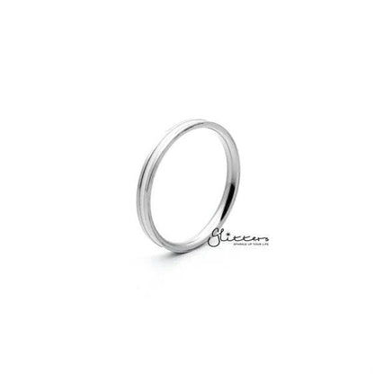 White enamel-filled center stainless steel women's ring by Glitters featuring a sleek, polished band with stylish design details.