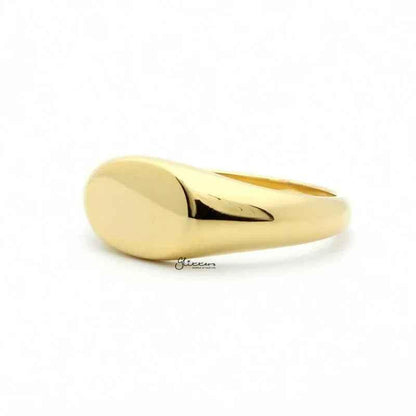 Gold stainless steel oval signet ring from Glitters with a polished finish, stylish and durable accessory for men and women.