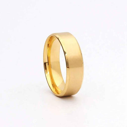 Glitters 18K gold ion-plated stainless steel ring with 8mm wide beveled edge band, stylish and durable jewelry accessory.