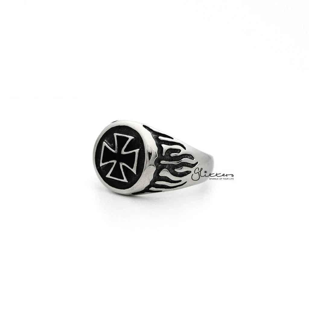 Men's stainless steel circle cross casting rings by Glitters, showcasing sleek, polished design with detailed cross and circular pattern.